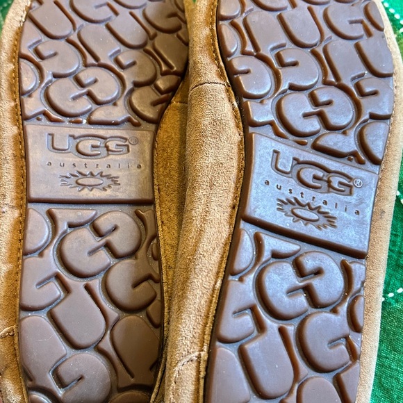 UGG Brown Sheepskin Moccasin Slippers - Picture 4 of 4